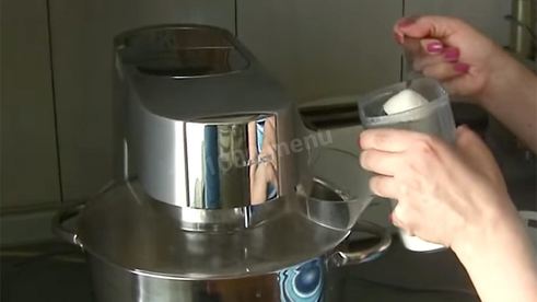 шарлотка с яблоками в мультиварке яблочная