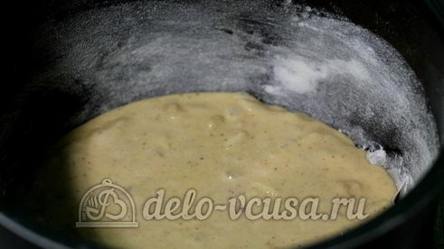 шарлотка с яблоками в мультиварке