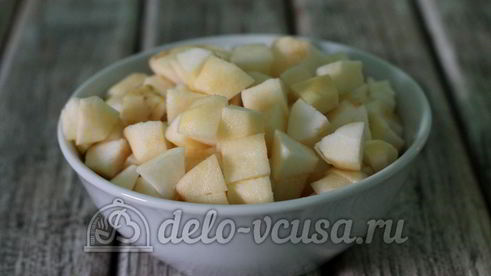 шарлотка с яблоками в мультиварке