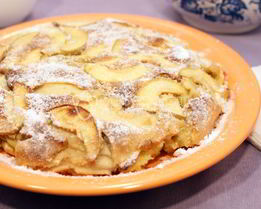 Шарлотка с яблоками