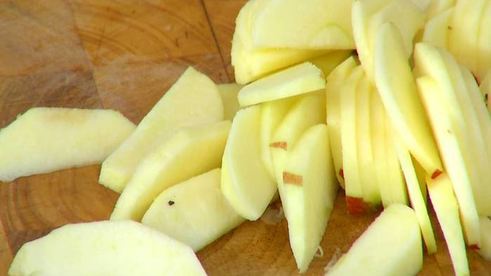 шарлотка с ягодами