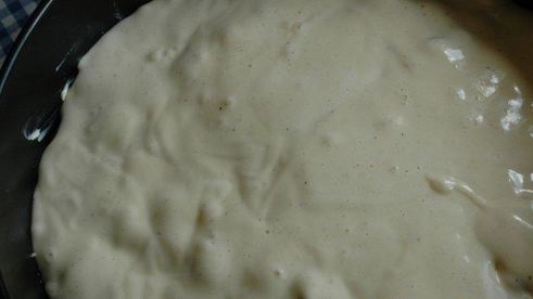 шарлотка со смородиной