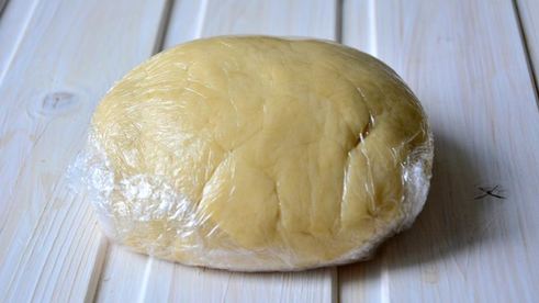 шарлотка в сметанной заливке