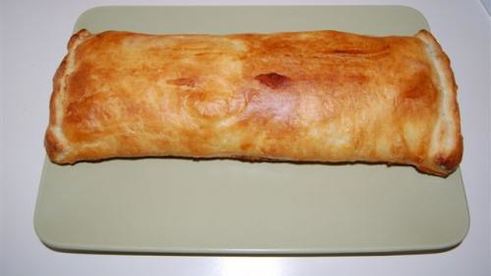 штрудель с беконом и цукини