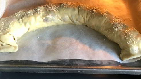 штрудель с лососем, фасолью и рикоттой