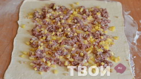 штрудель с мясом