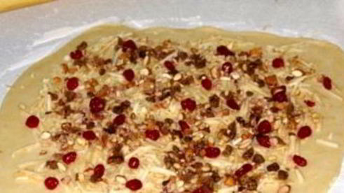 штрудель с сухофруктами