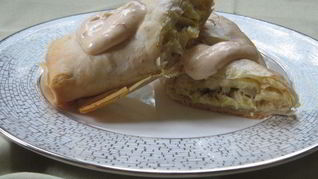 Штрудель с ветчиной и сыром