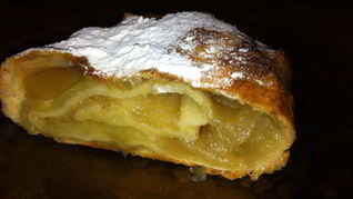 Штрудель с яблоками