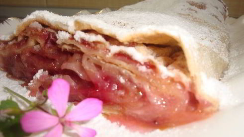 сливовый штрудель из лаваша