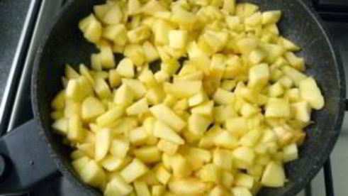 яблочный штрудель из готового слоеного теста