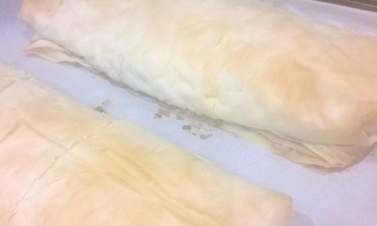 Рецепт яблочного штруделя из теста фило