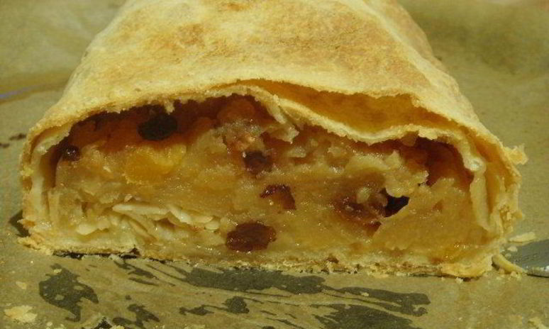 Рецепт яблочного штруделя