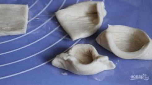 слойки из слоеного теста