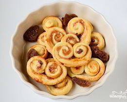 Слойки с джемом