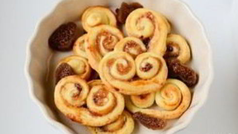 слойки с джемом