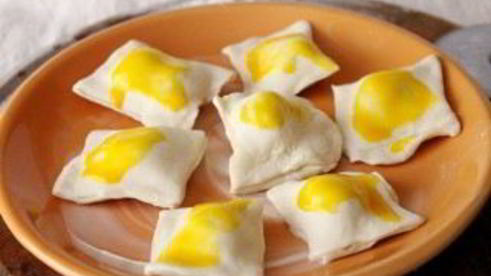 слойки с малиной