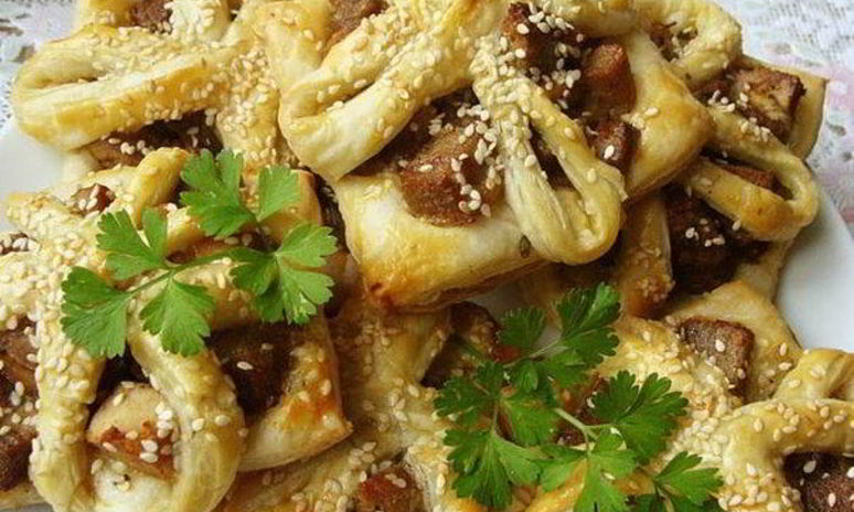 Рецепт слоек с мясом