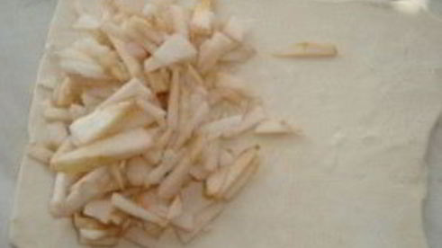 слойки с яблоками из слоеного теста