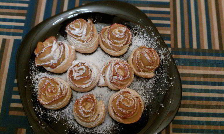 Рецепт слоек с яблоками розочки