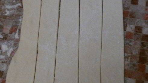 слойки с яблоками розочки