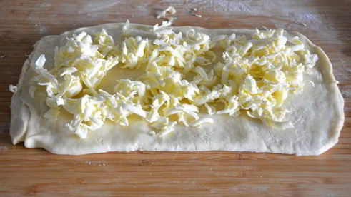 слойки со щавелем