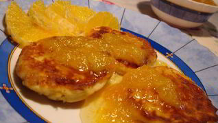 Апельсиновые сырники с апельсиновым вареньем