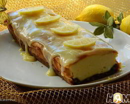 Лимонный сырник со сливочной помадкой