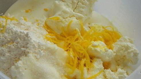 лимонный сырник со сливочной помадкой