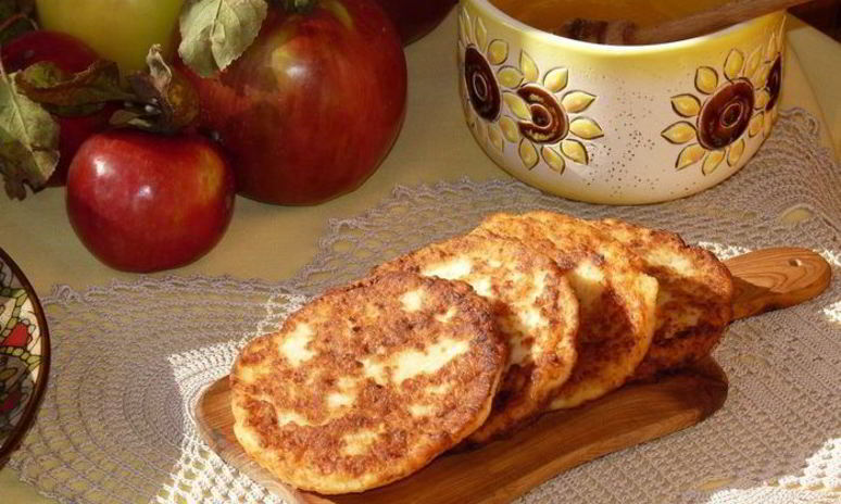 Рецепт медово-яблочных сырники