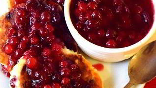 Немецкие сырники с клюквой