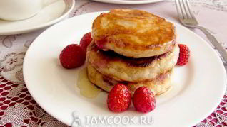 Сырники клубничные