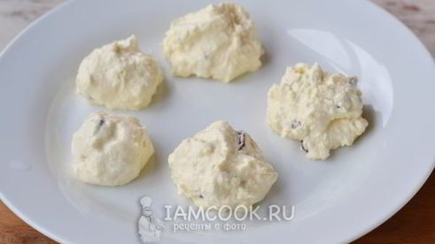 сырники с изюмом в микроволновке