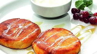 Сырники с кленовым сиропом