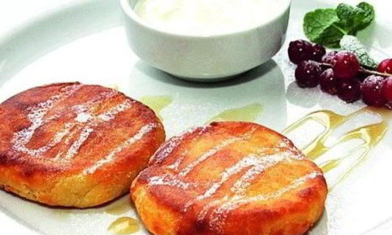 Рецепт сырников с кленовыма сиропома