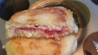 Сырники с малиной