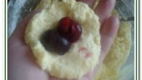 ванильные сырники с шоколадом и вишней