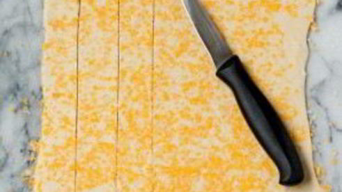 слоеное тесто с сыром