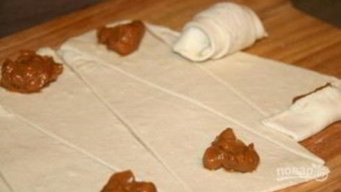 слоеное тесто со сгущенкой