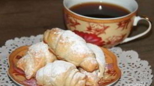 слоеное тесто со сгущенкой