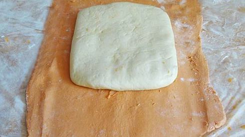 томатное слоеное тесто