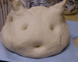 Тонкое тесто для пиццы с медом