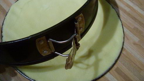 банановый торт с миндальным крокантом