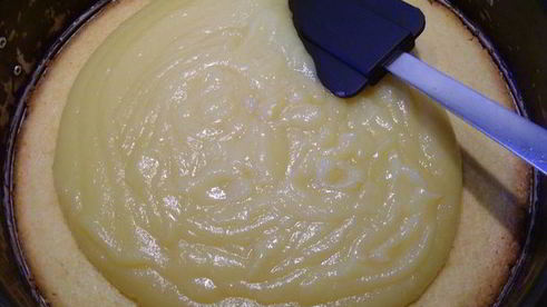 банановый торт с миндальным крокантом