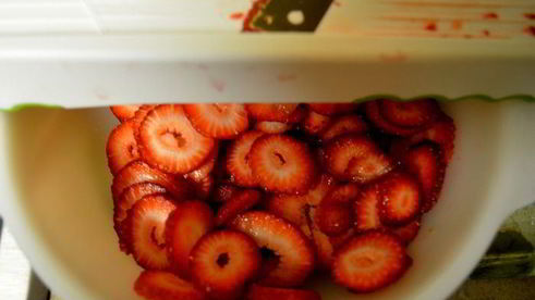 клубничный маршмеллоу торт