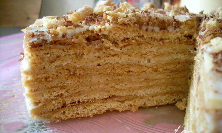 Рецепт медовика без масла