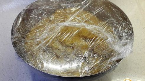 медовик с карамелью и клюквенным кули