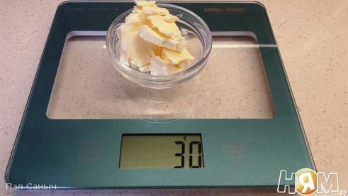 медовик с карамелью и клюквенным кули