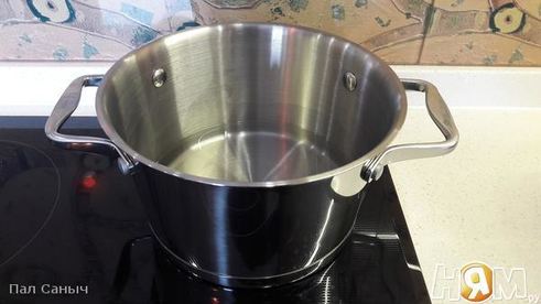 медовик с карамелью и клюквенным кули