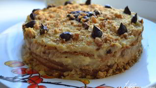 Медовик с яблочно-карамельным кремом